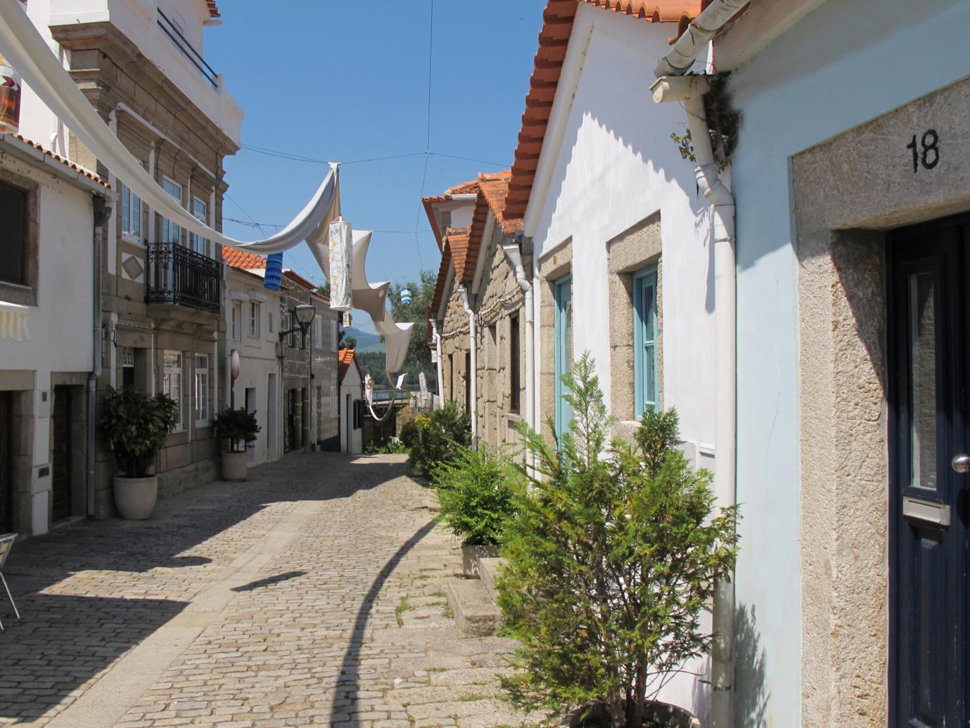 Вилла Casa Do Cais Cerveira Вила-Нова-ди-Сервейра Экстерьер фото